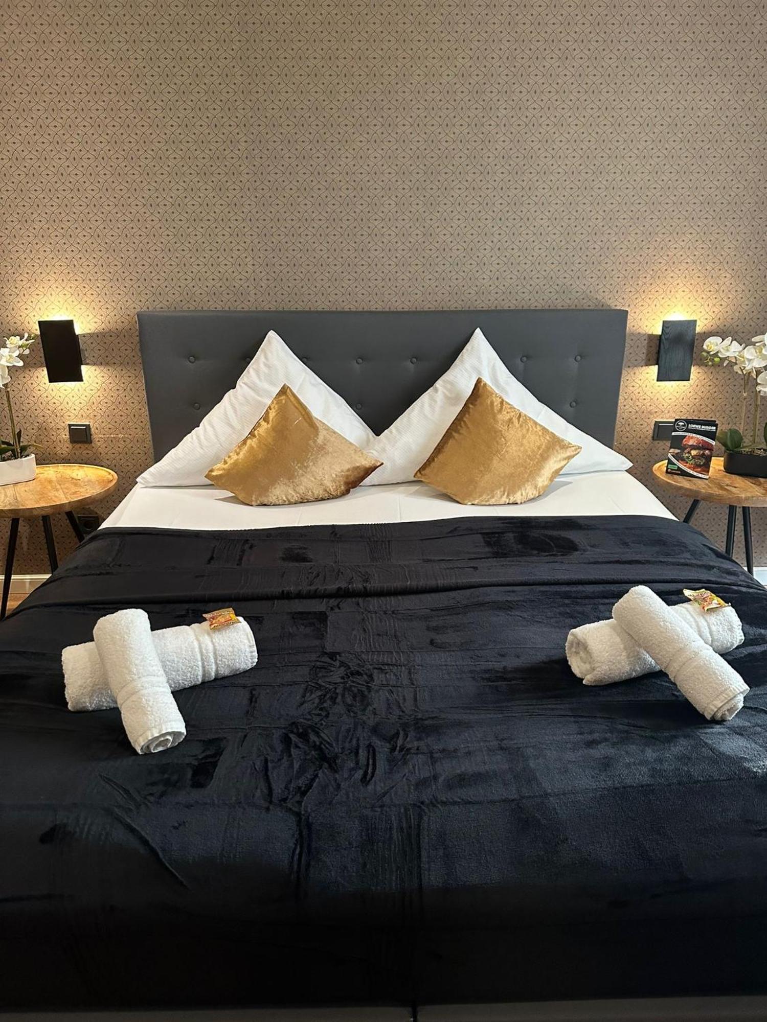 Hotel Restaurant Zum Loewen Duisburg Luaran gambar